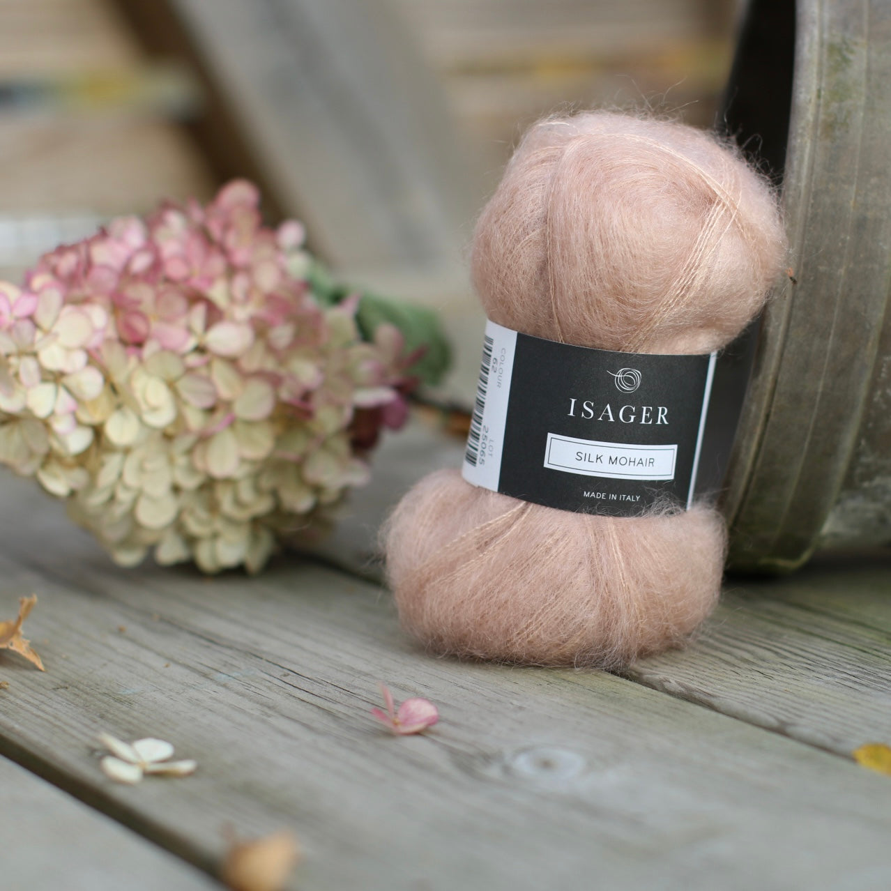 ISAGERs silk mohair