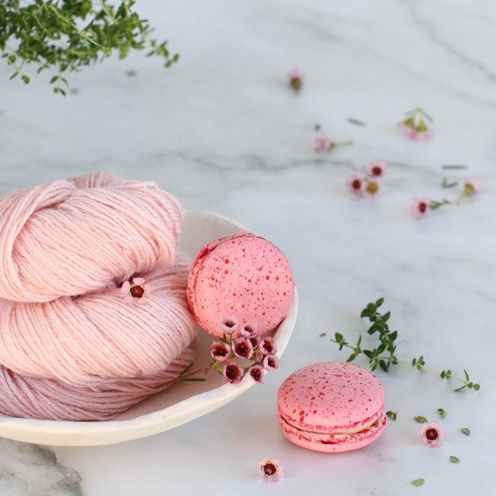 Macaroons & Flowers
