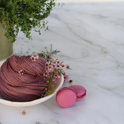 Macaroons & Flowers